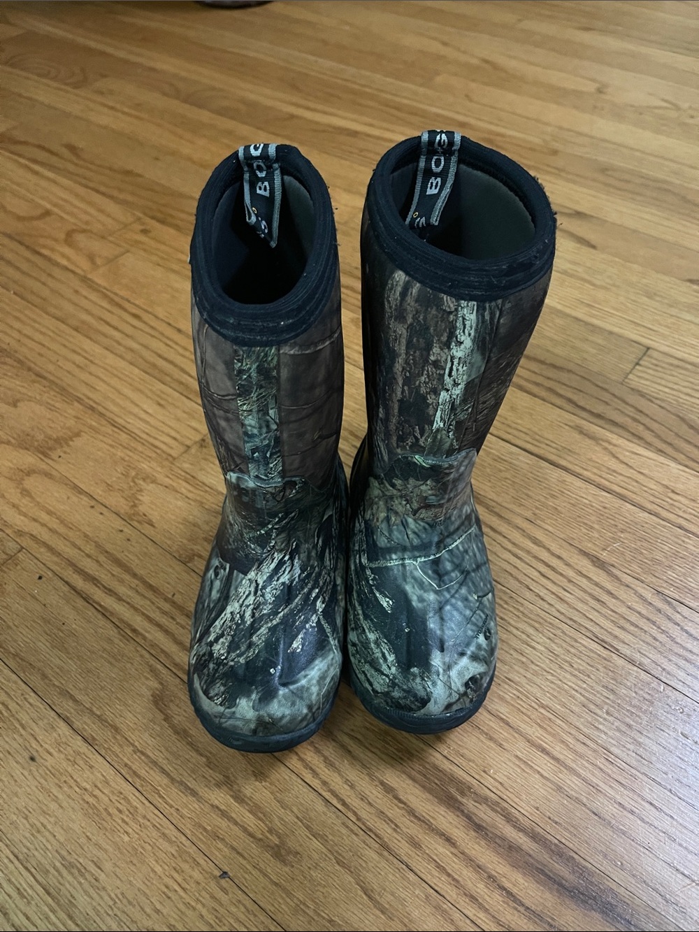 BOGS Camo Muck Boots Kids Size 11